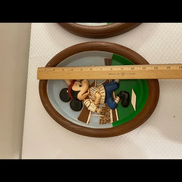 Walt Disney Productions” Mickey Mouse & Donald Duck Vintage Wall Hangings. - Picture 5 of 5